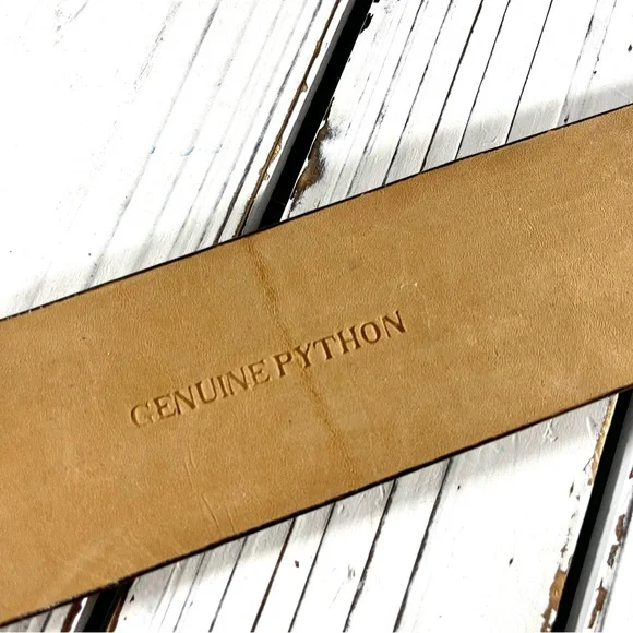 SOLD W. Kleinberg Women’s Python Belt w/ Covered Buckle | Size L - Picture 12 of 13
